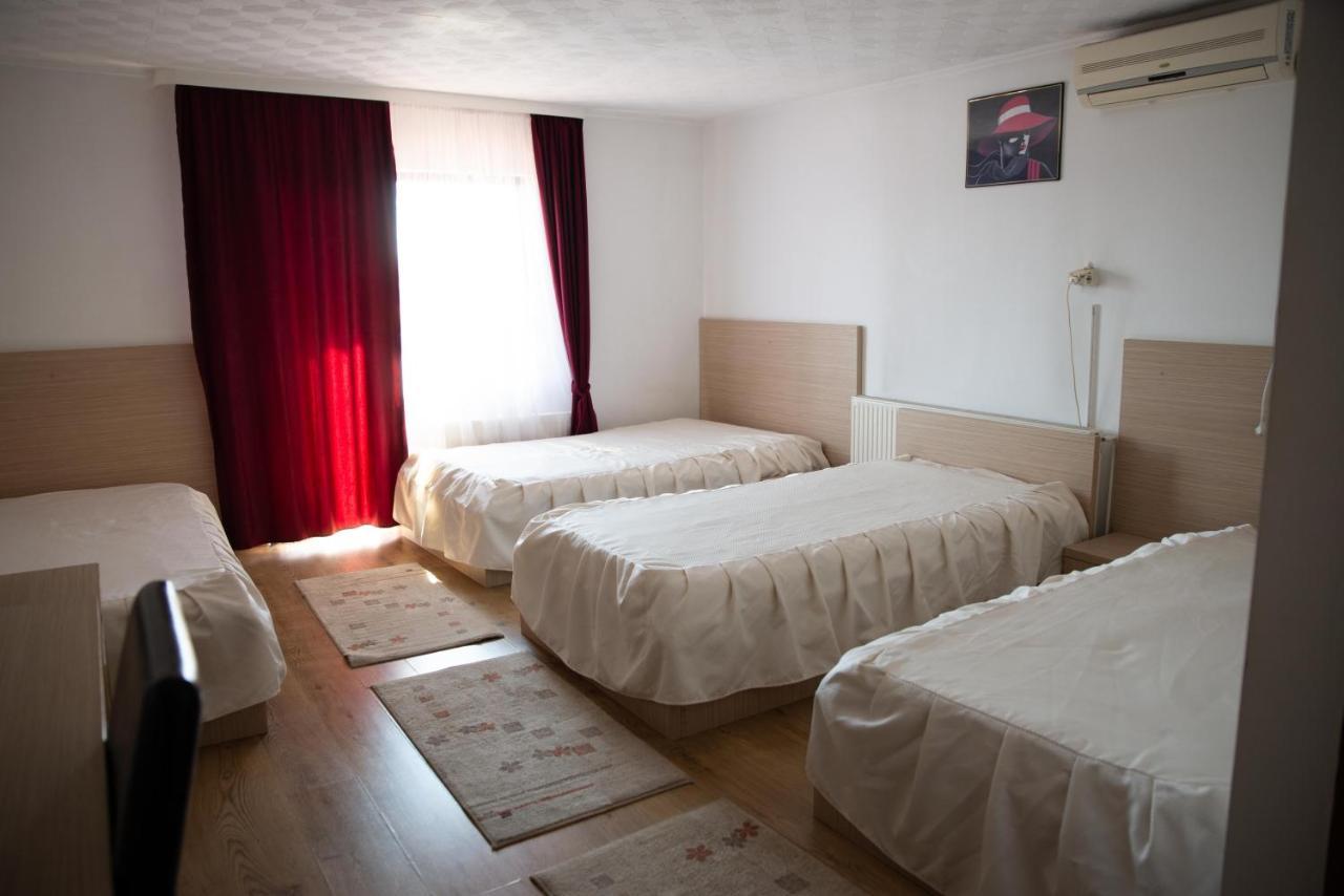 Motel Moara Veche Săcălăşeni Exteriér fotografie
