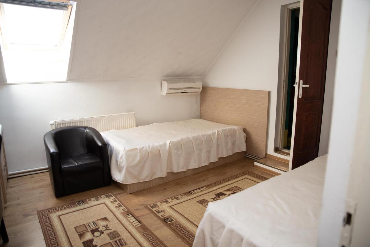 Motel Moara Veche Săcălăşeni Exteriér fotografie